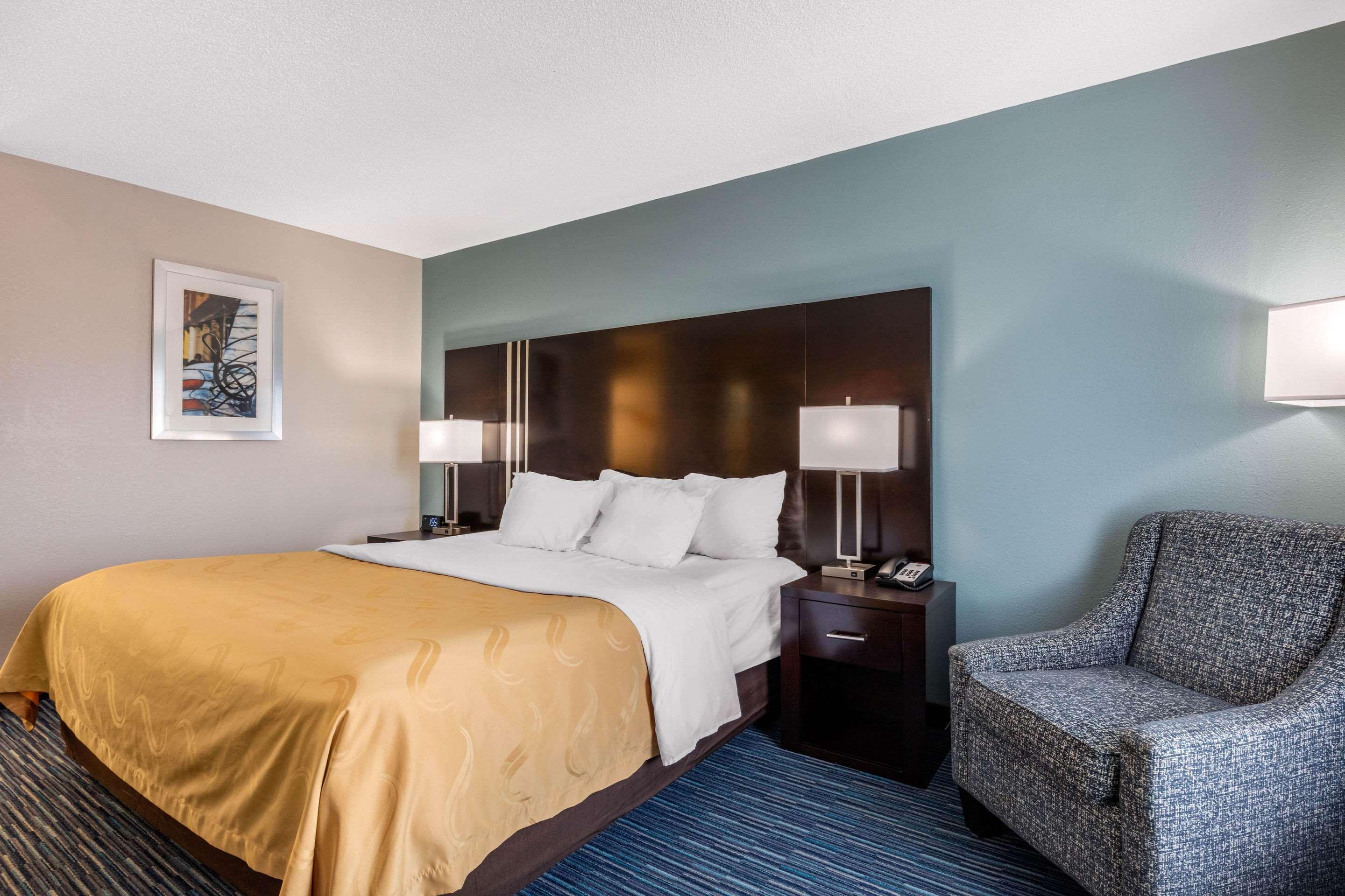 Quality Inn Gordonsville Экстерьер фото