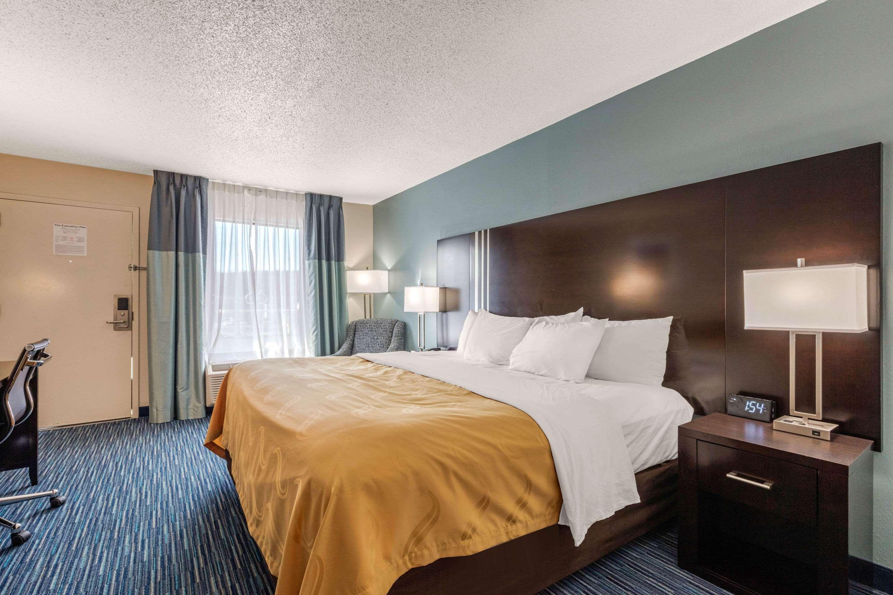 Quality Inn Gordonsville Экстерьер фото